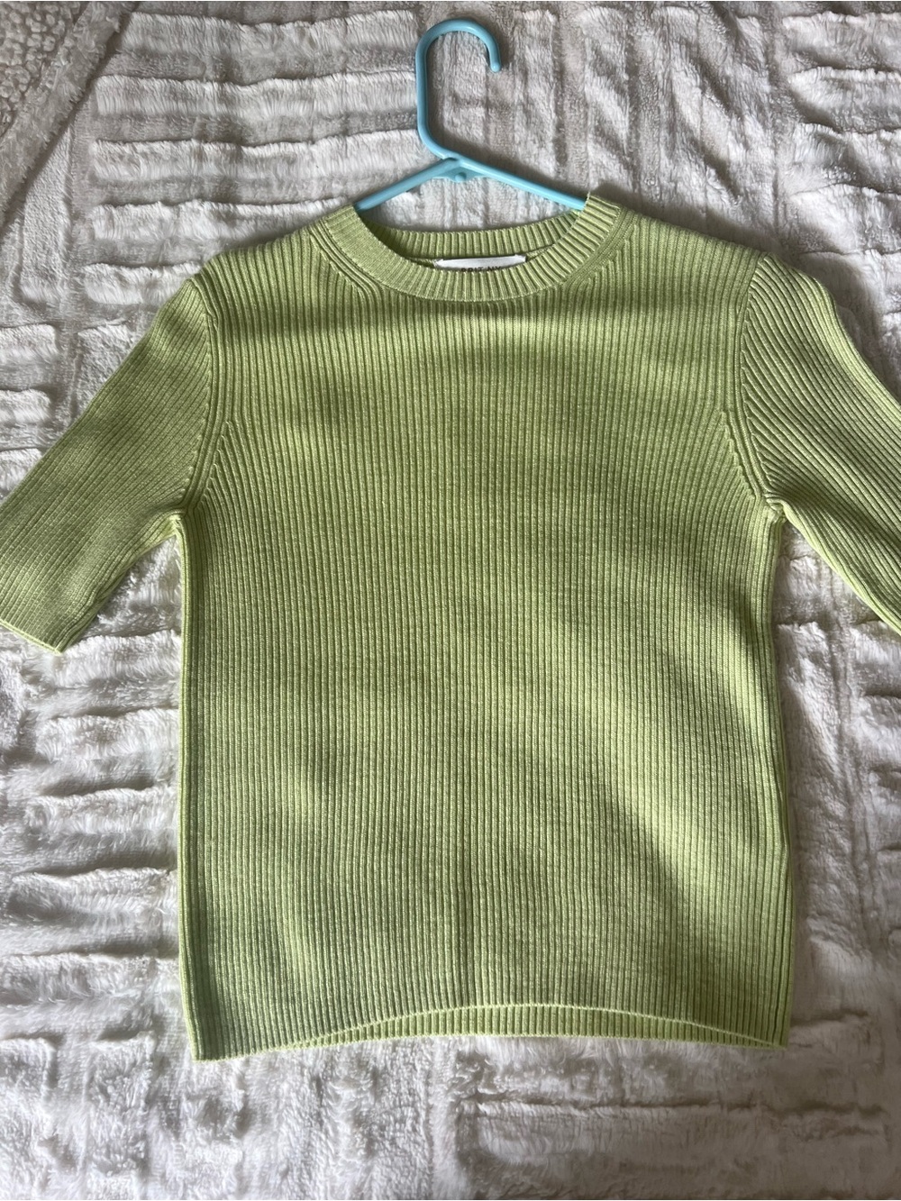 Soft Green short sleeve sweater Brit.Ny